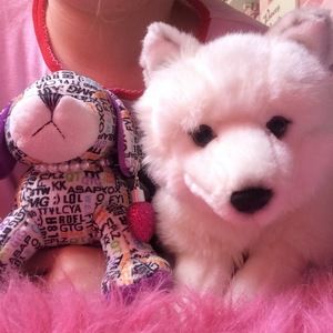 Meet your Posher, Textingpuppy